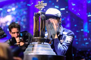 a gamer wins at starcraft 2