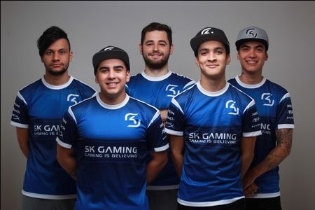 photo of gaming team